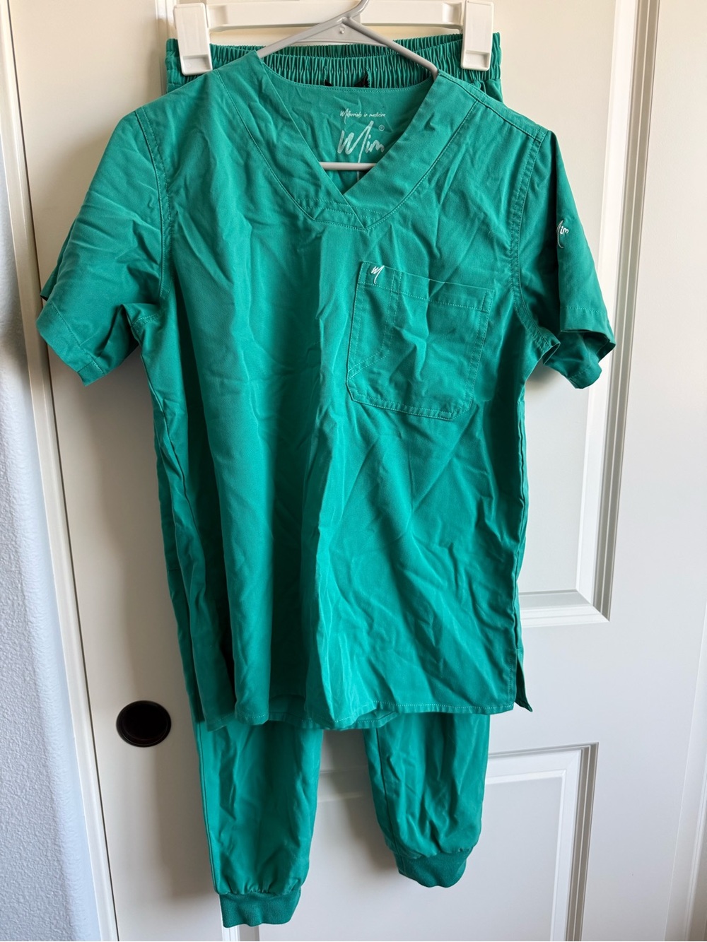 Mim Green V-Neck Scrub Set